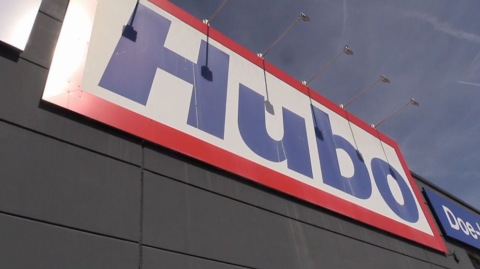 Video: zonnepanelen en laadpaal voor Hubo Hamme