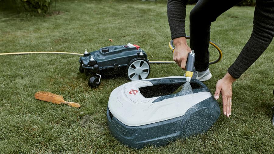 Waarop letten bij installatie en onderhoud robotmaaiers?