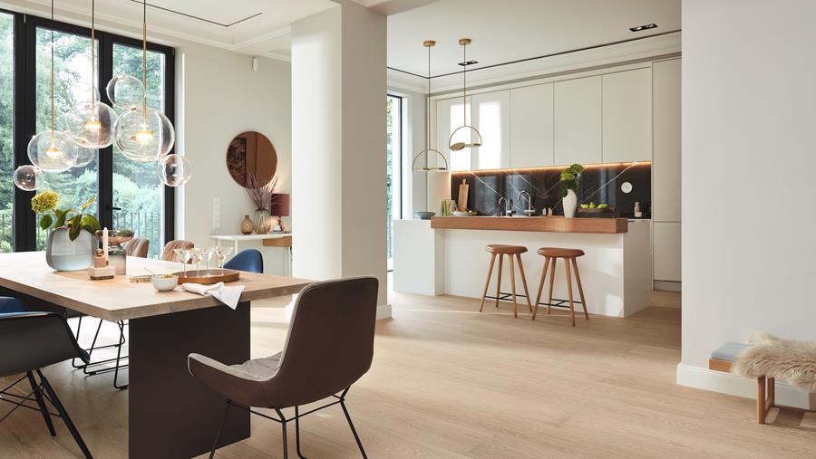 Een houten keukenvloer: dat is MEISTERwerk