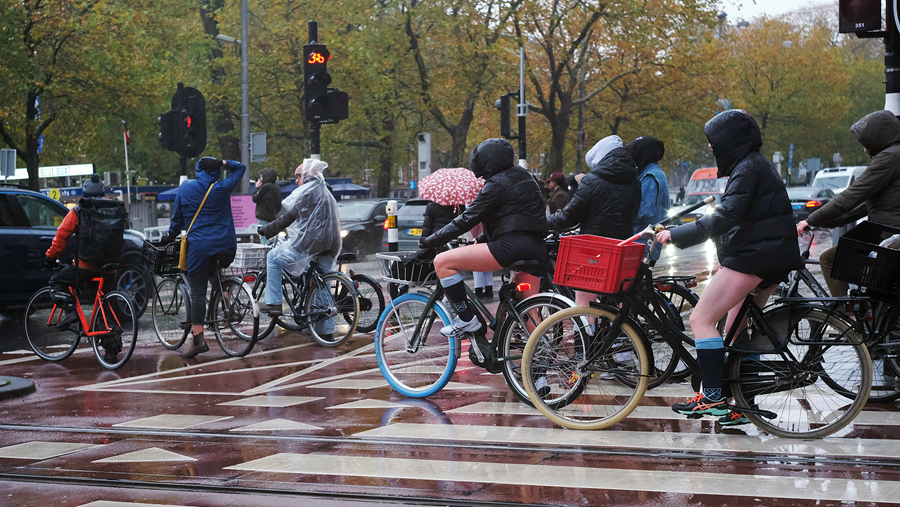 Le mauvais temps perturbe les déplacements à vélo