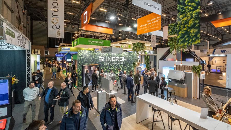 Les innovations solaires internationales de 2025 sous un même toit