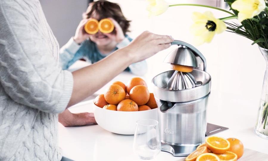 Slow juicer, sapcentrifuge of blender?