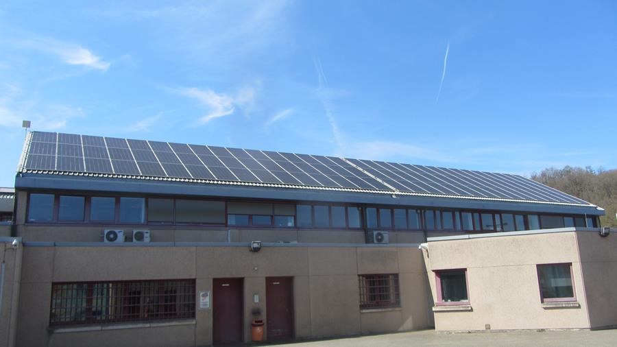 Près de 1 000 panneaux photovoltaïques sur la prison d'Andenne