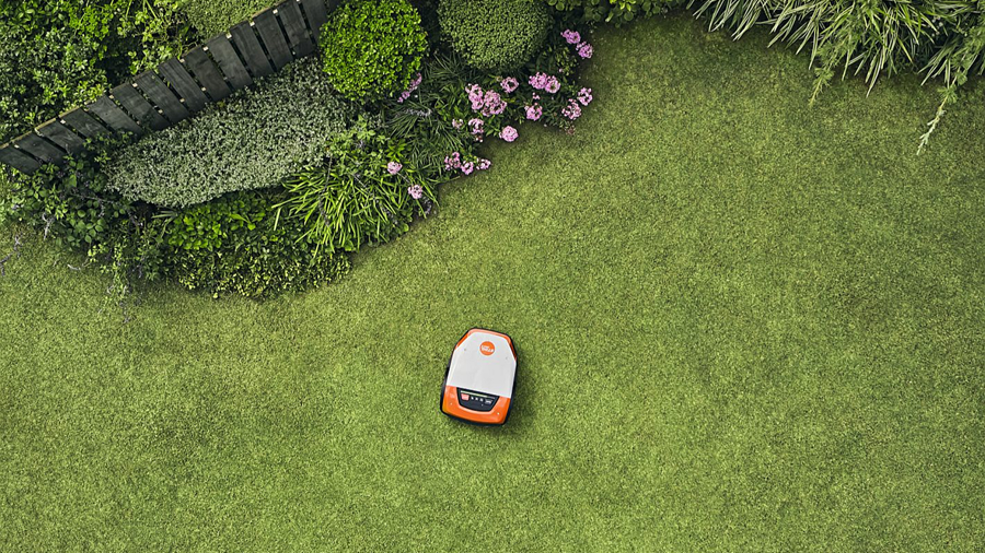 Robotmaaiers rukken massaal op