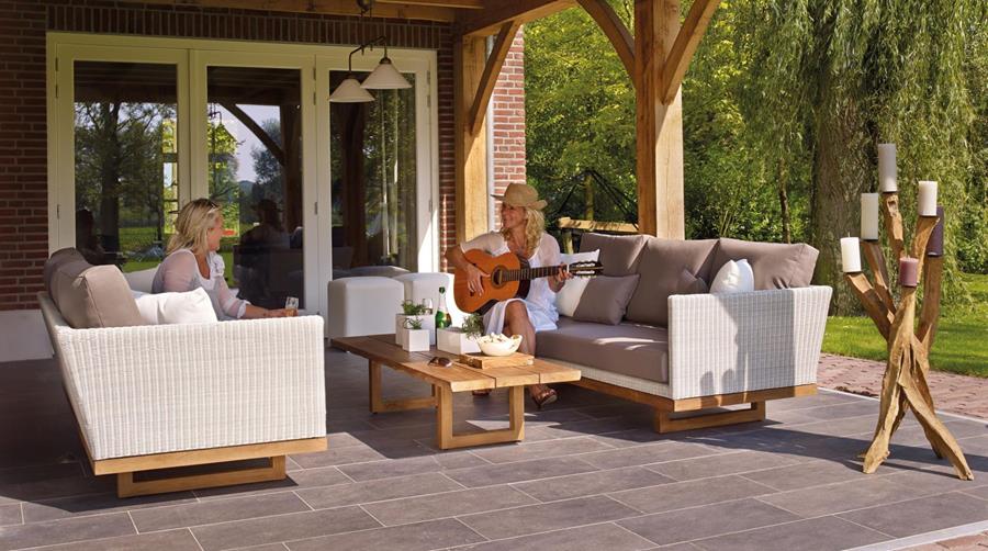 Laissez votre client recevoir des invités avec élégance grâce au set lounge